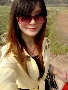 陈悦的照片,光影中的魅力瞬间